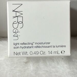 NARS Skin Light Reflecting Moisturizer - 14ml